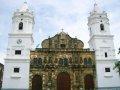 plaza catedral casco viejo panama