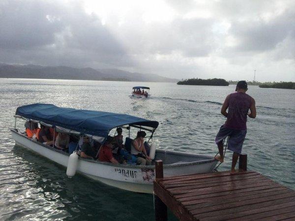 guna yala motor boat